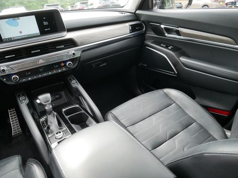 Used 2022 Kia Telluride SX w/ SX Prestige Package AWD/4WD image 11