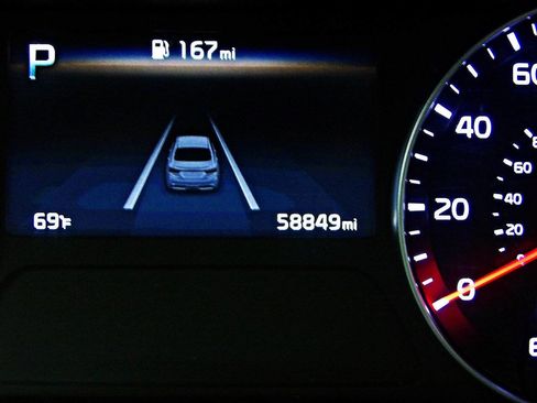 Used 2023 Kia Forte LXS FWD image 14