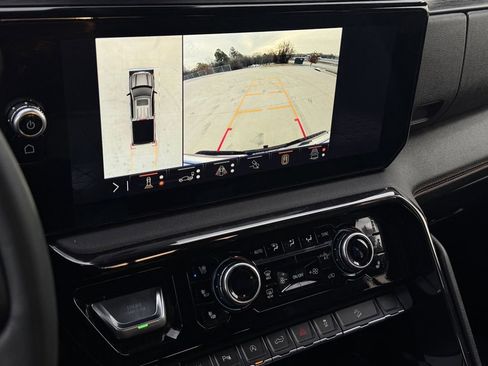 Used 2024 GMC Sierra 1500 AT4 w/ Technology Package image 20