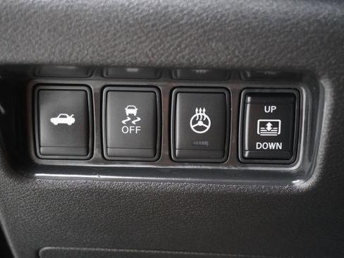 Used 2016 Nissan Maxima Platinum w/ Interior Lighting Package image 27