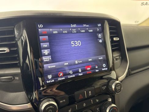 Used 2021 RAM 2500 Big Horn w/ Level 1 Equipment Group image 26