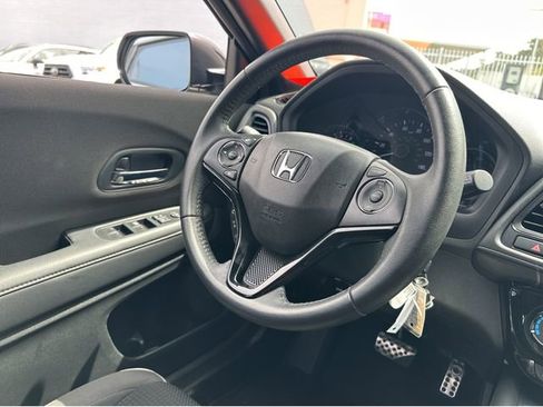 Used 2019 Honda HR-V Sport image 14