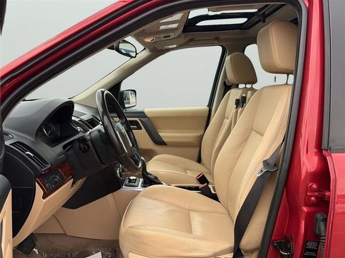 Used 2008 Land Rover LR2 SE image 13