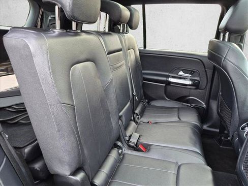 Used 2020 Mercedes-Benz GLB 250 4MATIC image 19