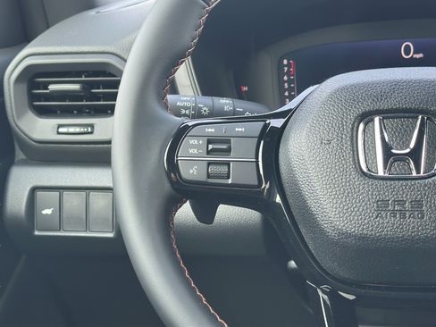 New 2026 Honda Pilot Sport image 10