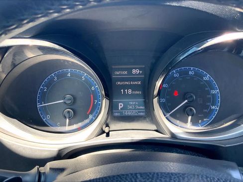 Used 2015 Toyota Corolla S FWD image 25