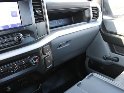 Used 2022 Ford F150 XL RWD image 29