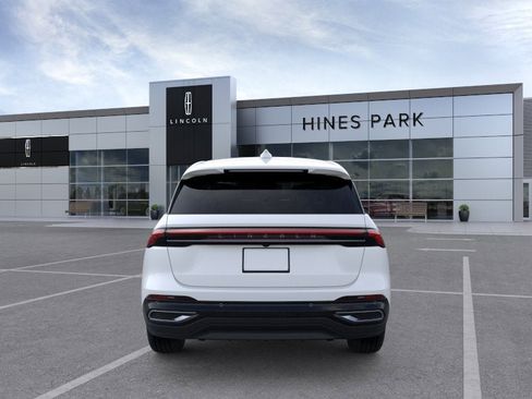 New 2026 Lincoln Nautilus Premier w/ Equipment Group 102A AWD/4WD image 5