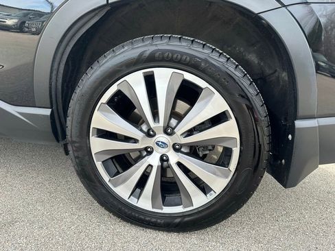 Used 2022 Subaru Ascent Limited w/ Technology Package image 8