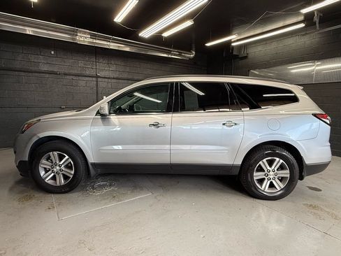 Used 2016 Chevrolet Traverse LT AWD/4WD image 8