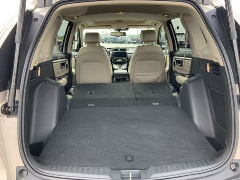 Used 2018 Honda CR-V Touring image 12