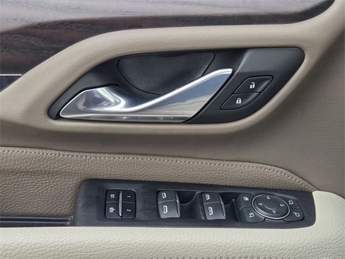 Used 2023 GMC Yukon Denali image 31