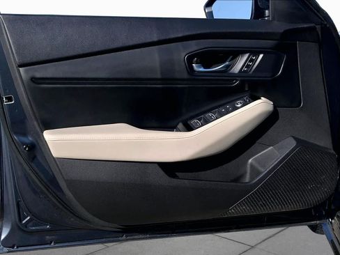 Used 2025 Honda Accord Touring image 21