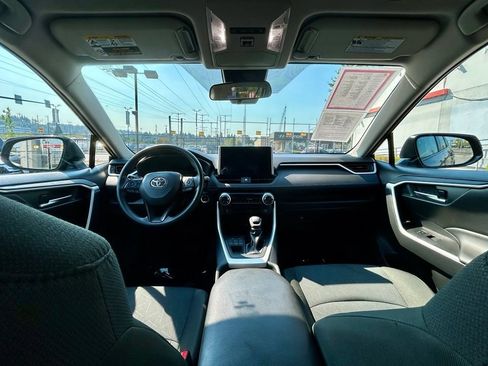 Certified 2025 Toyota RAV4 XLE AWD/4WD image 18
