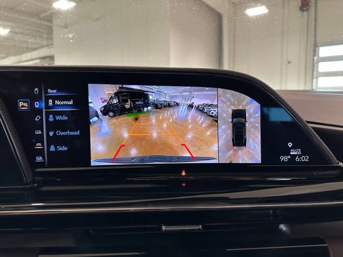 Used 2023 Cadillac Escalade V AWD/4WD image 33