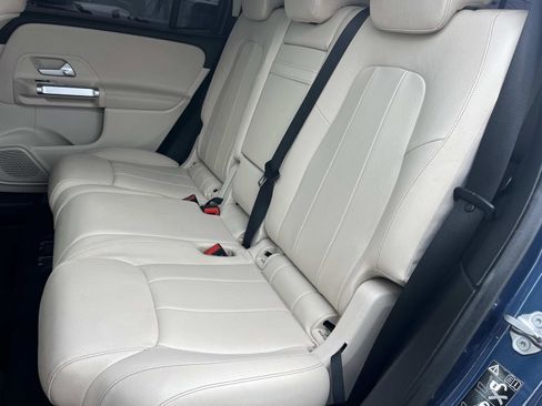 Used 2020 Mercedes-Benz GLB 250 image 21