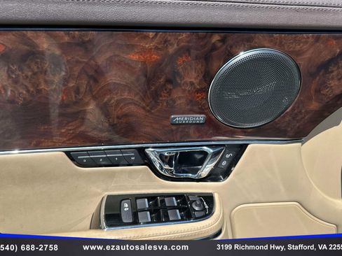 Used 2017 Jaguar XJ R-Sport AWD/4WD image 20