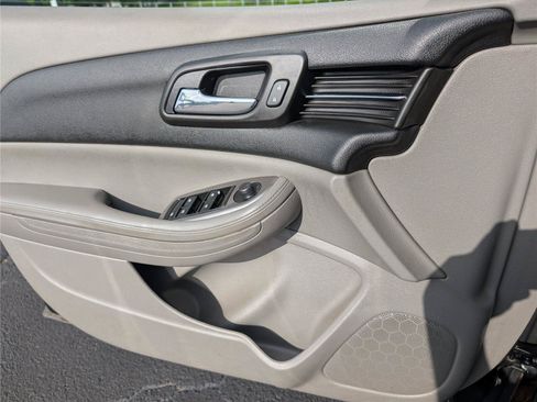 Used 2015 Chevrolet Malibu LS w/ Protection Package FWD image 14