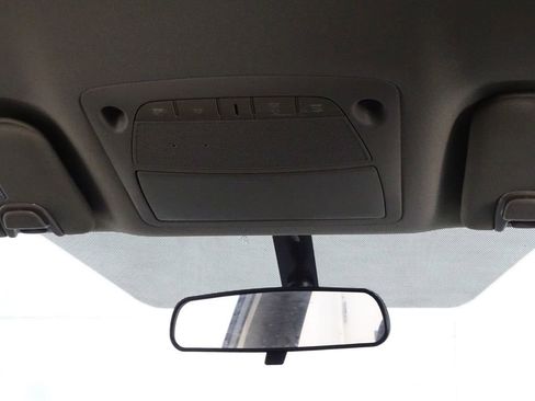 Used 2019 Nissan Murano S image 27