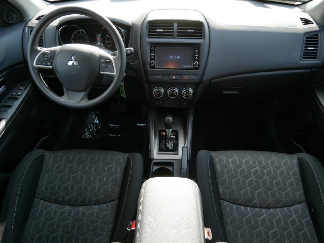 Used 2025 Mitsubishi Outlander Sport ES AWD/4WD image 12