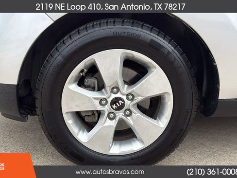 Used 2018 Kia Soul FWD image 30