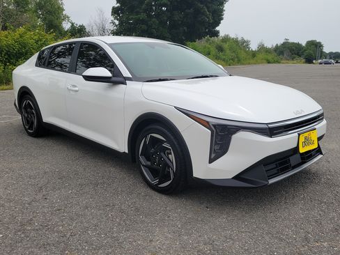 Used 2025 Kia K4 EX FWD image 3