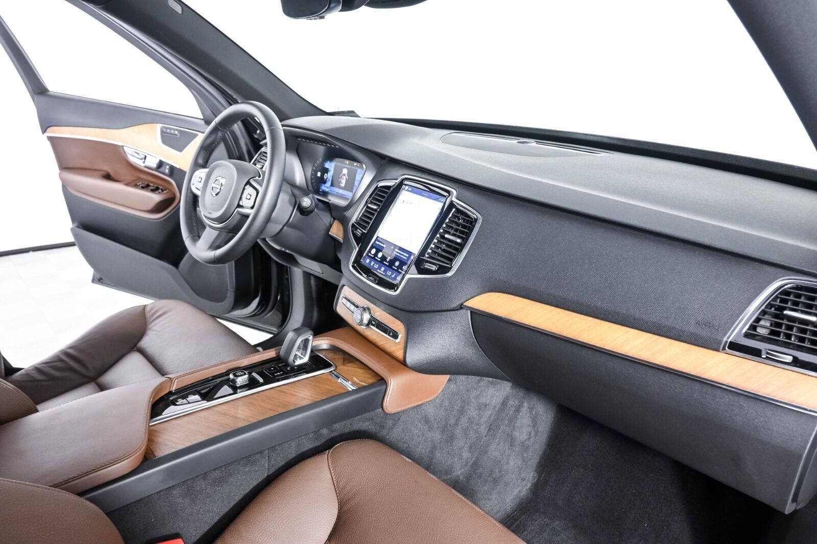 Certified 2024 Volvo XC90 T8 Plus w/ Protection Package Premier AWD/4WD image 23