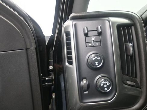 Used 2018 Chevrolet Silverado 2500 LTZ w/ Duramax Plus Package image 21