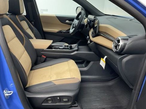 New 2026 Chevrolet Equinox ACTIV w/ Convenience Package III image 25