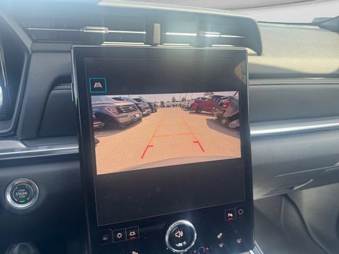 Used 2025 GMC Terrain Elevation AWD/4WD image 16