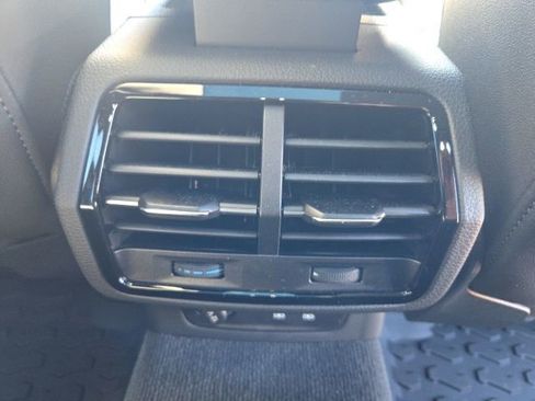 Used 2022 Audi Q3 2.0T Premium image 40