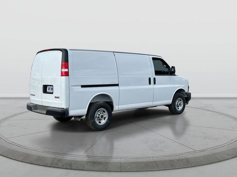 New 2025 GMC Savana 2500 w/ Driver Convenience Package RWD image 8