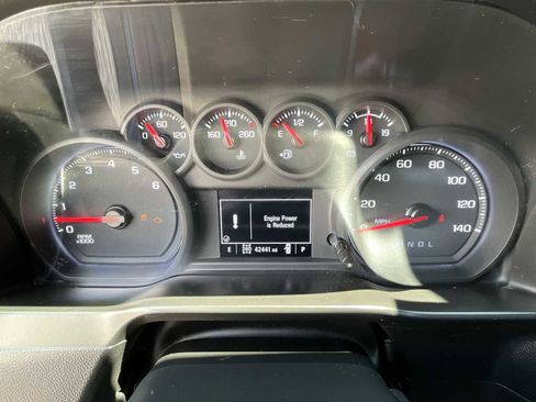 Certified 2020 Chevrolet Silverado 1500 Custom w/ Custom Value Package image 12