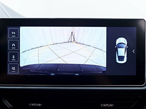 Used 2025 Lotus Emira RWD image 83