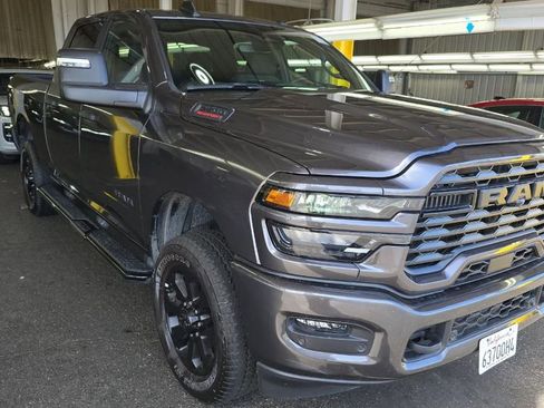 Used 2025 RAM 2500 Big Horn AWD/4WD image 2