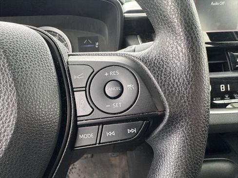 Certified 2022 Toyota Corolla LE w/ LE Premium Package image 22