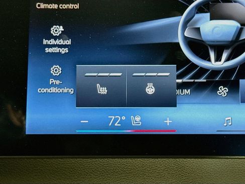 Used 2024 BMW iX xDrive50 w/ Convenience Package AWD/4WD image 21