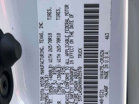 Used 2022 Toyota Tundra SR5 w/ SR5 Premium Package image 24