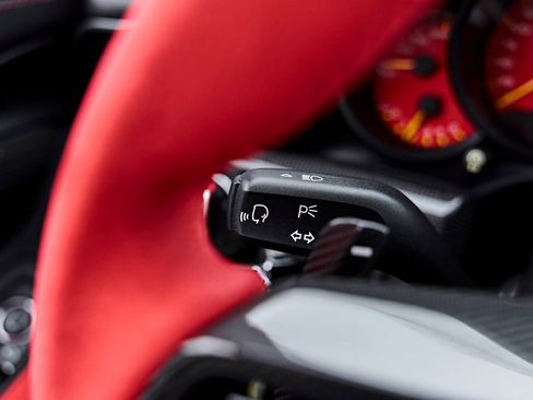 Used 2019 Porsche 911 GT2 RS RWD image 71