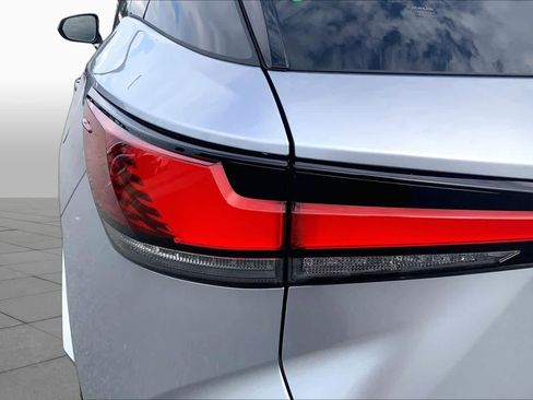 Used 2025 Lexus RX 350 Premium w/ Accessory Package (Z1) FWD image 27