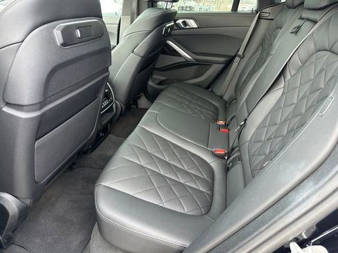 Used 2024 BMW X6 xDrive40i w/ Premium Package image 14