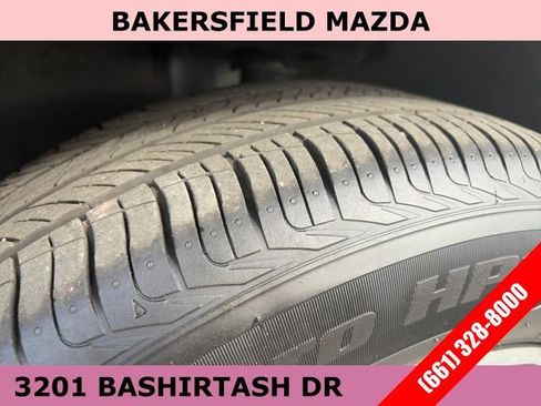 Used 2025 Chevrolet Trax LT w/ LT Convenience Package image 25