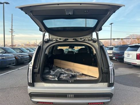 New 2026 Hyundai Ioniq 9 SE image 31