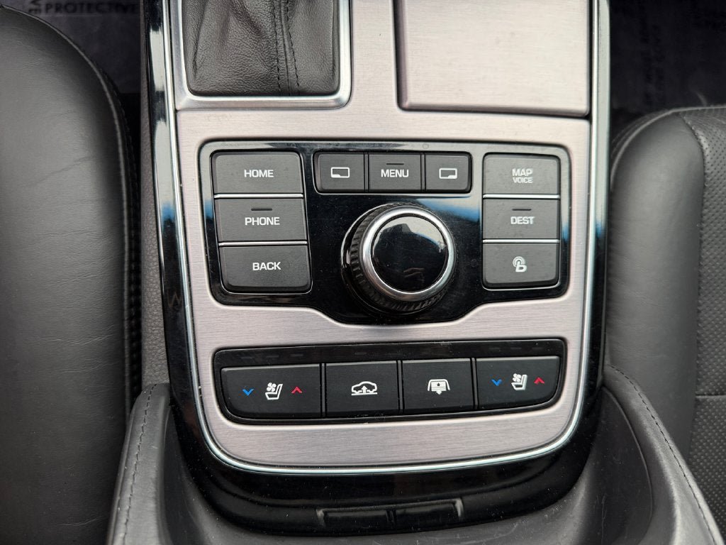 Used 2014 Hyundai Equus Signature RWD image 32