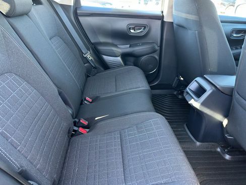 Used 2025 Honda HR-V LX image 28