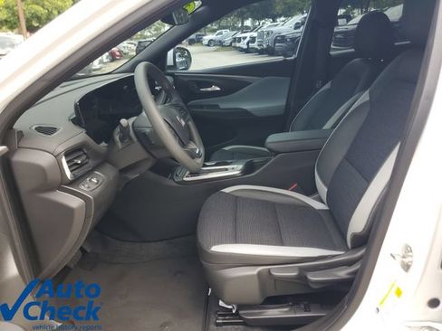 Certified 2024 Buick Envista Preferred w/ Convenience II Package FWD image 18