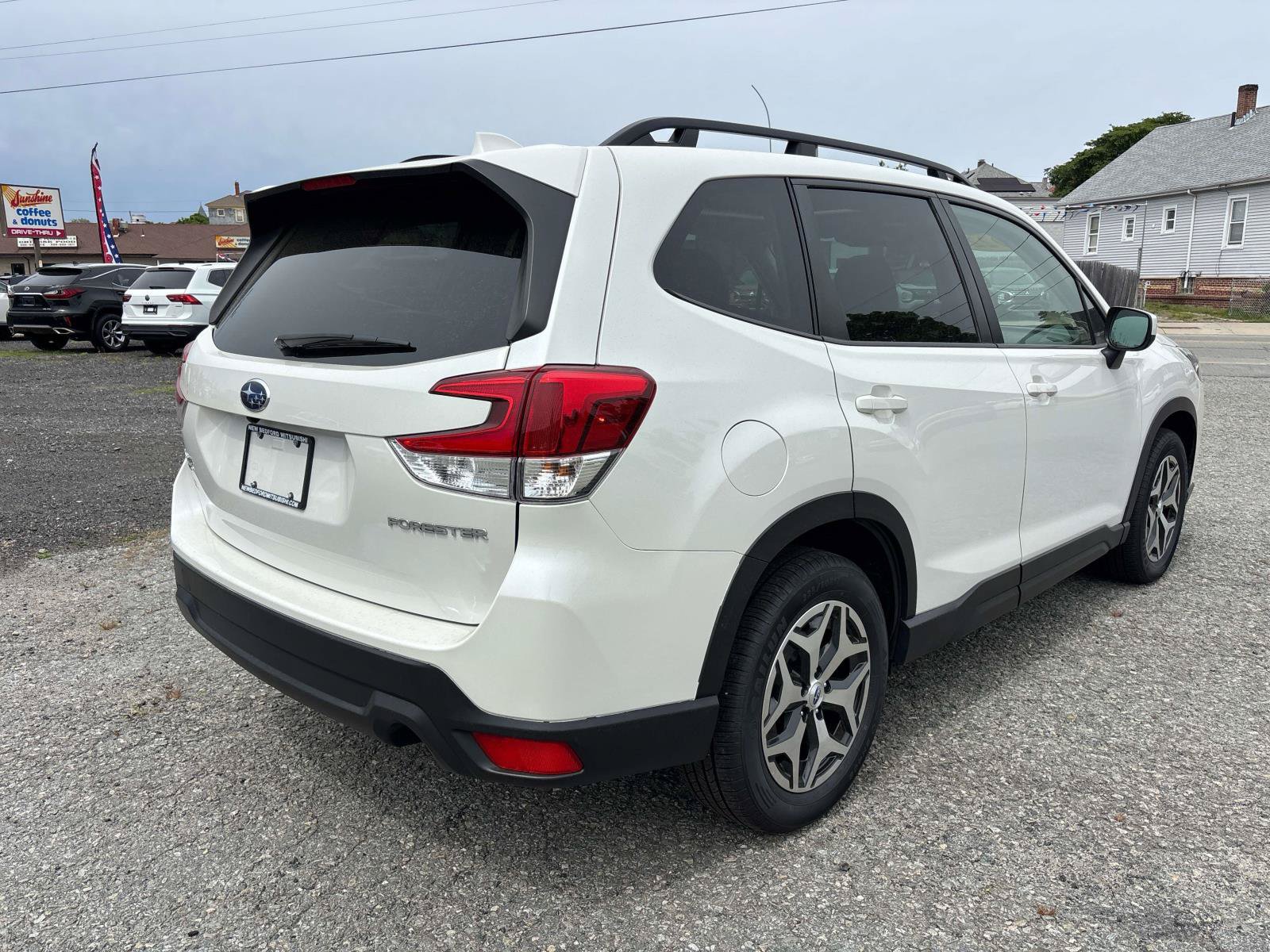 Used 2022 Subaru Forester Premium AWD/4WD image 5
