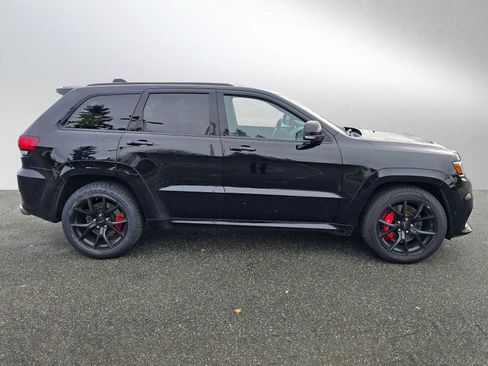 Used 2019 Jeep Grand Cherokee SRT image 2