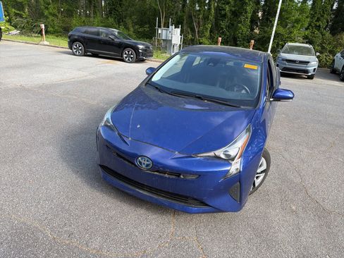 Used 2018 Toyota Prius Two w/ Prius Two Safety Plus Package image 3