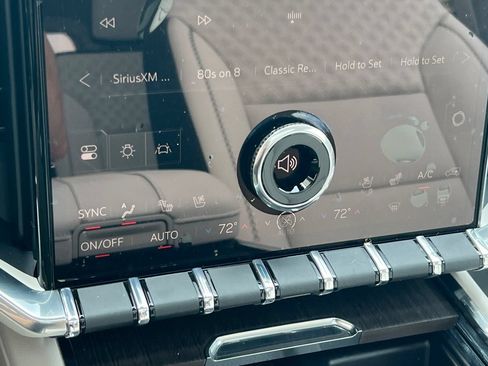 New 2026 GMC Acadia Denali w/ Super Cruise Package FWD image 19